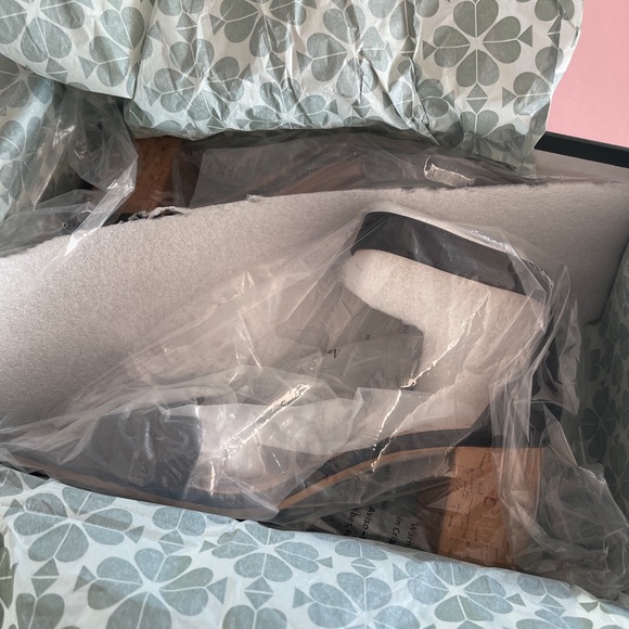 Kate Spade Summer Sandals/Block Heel - Picture 7 of 7